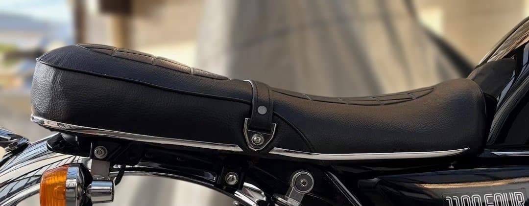 【状態良】HONDA CB1100シート 黒 SC65