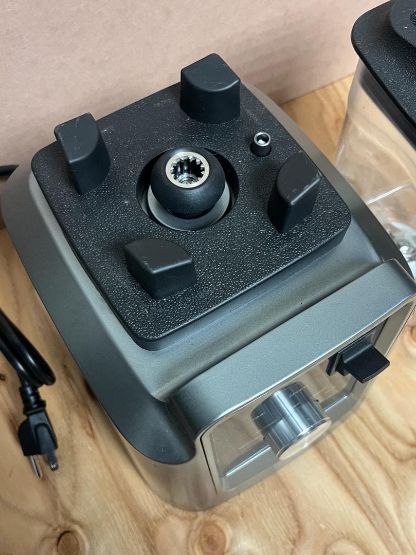 中古品 BioloMixバイオロミックスT5600 スタンドミキサー ジューサー