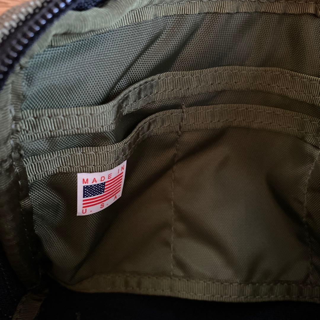 【極美品】BRIEFING ブリーフィング　ハンディポーチFITです。米国製