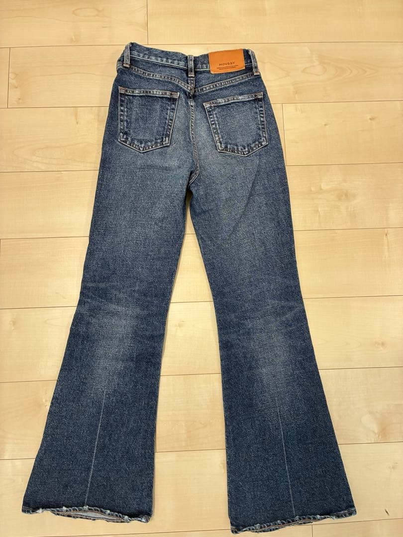 【週末セール】MOUSSY MVS D/BLU FLARE