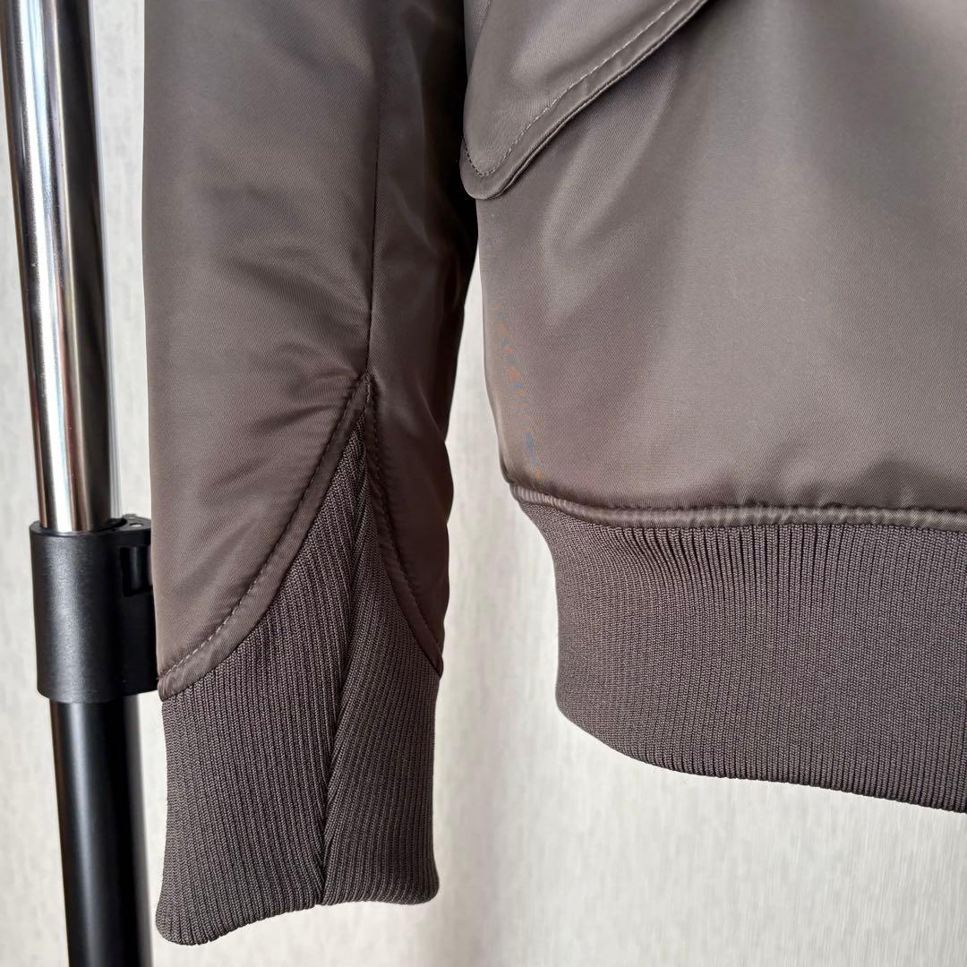 UNIQLO +J ハイブリッドダウンオーバーサイズMA-1