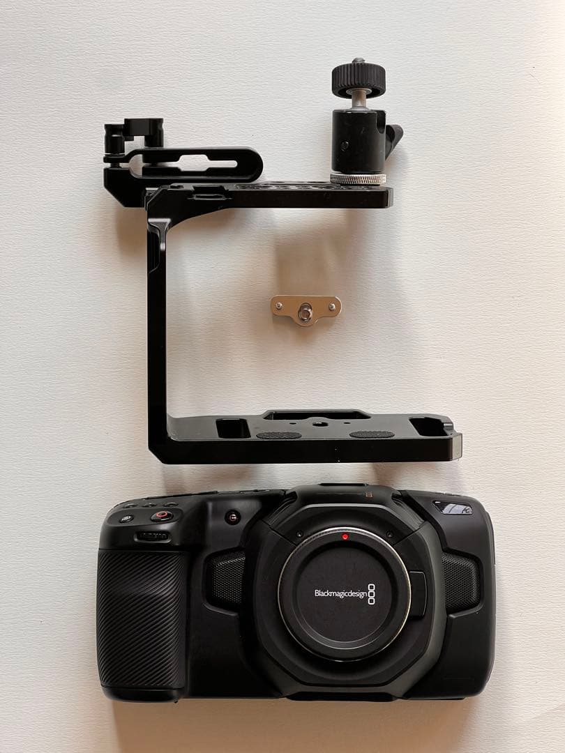 Blackmagic Pocket 4K 美品 ケージ付