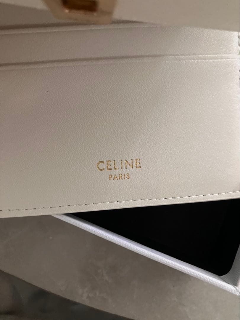 【美品】CELINE（セリーヌ）ホワイト財布 レディース