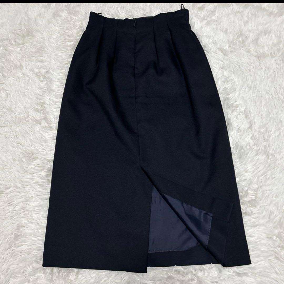 【極美品】ANAYI 24SS ブライトツイルタックタイトスカート　ネイビー