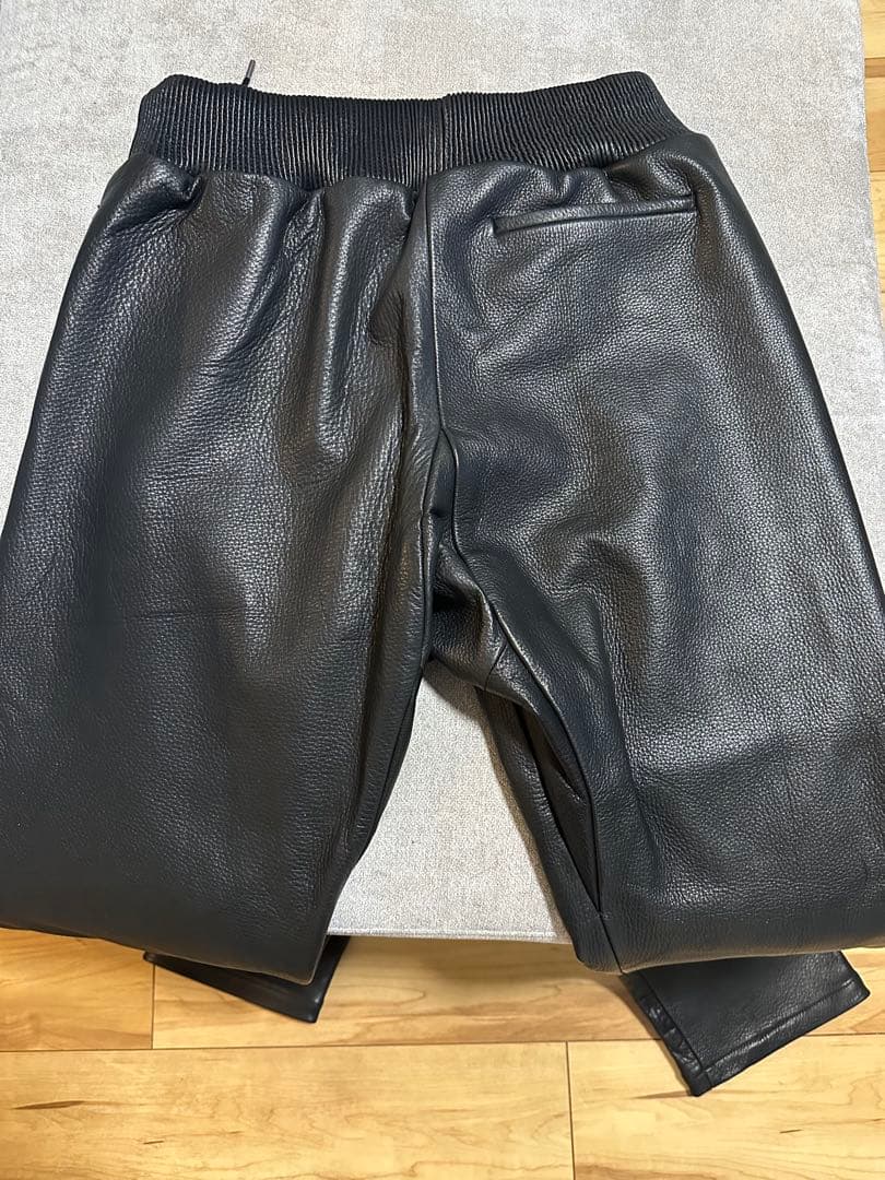 MOSSIR ブラックレザーパンツ ウエストゴム