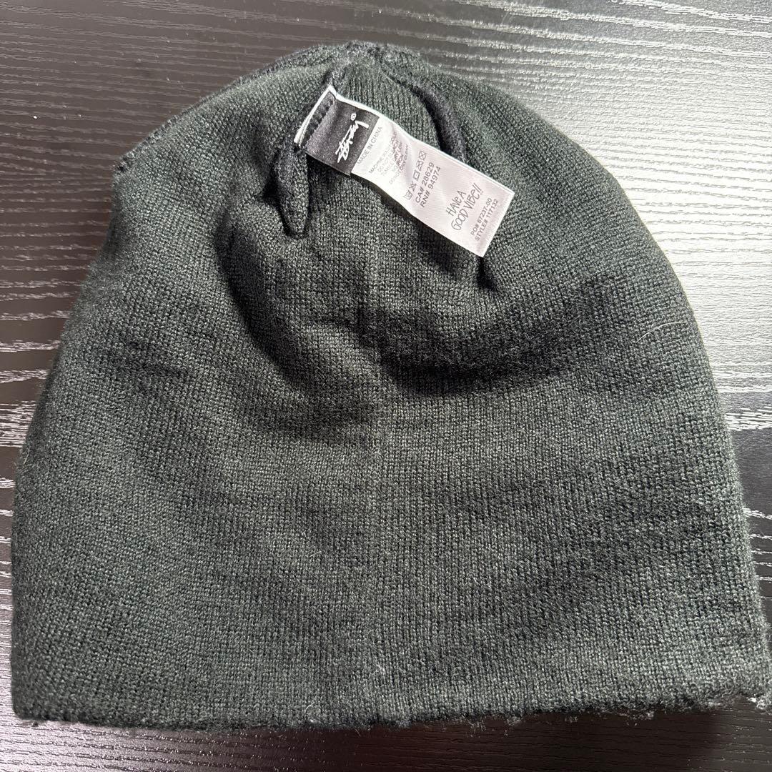 Stussy 黒 ビーニー帽子 ロゴ入り