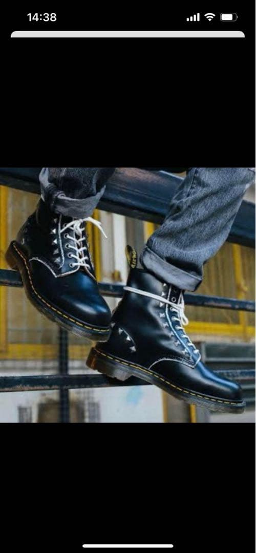 Dr. Martens スタッズ ブラックブーツ