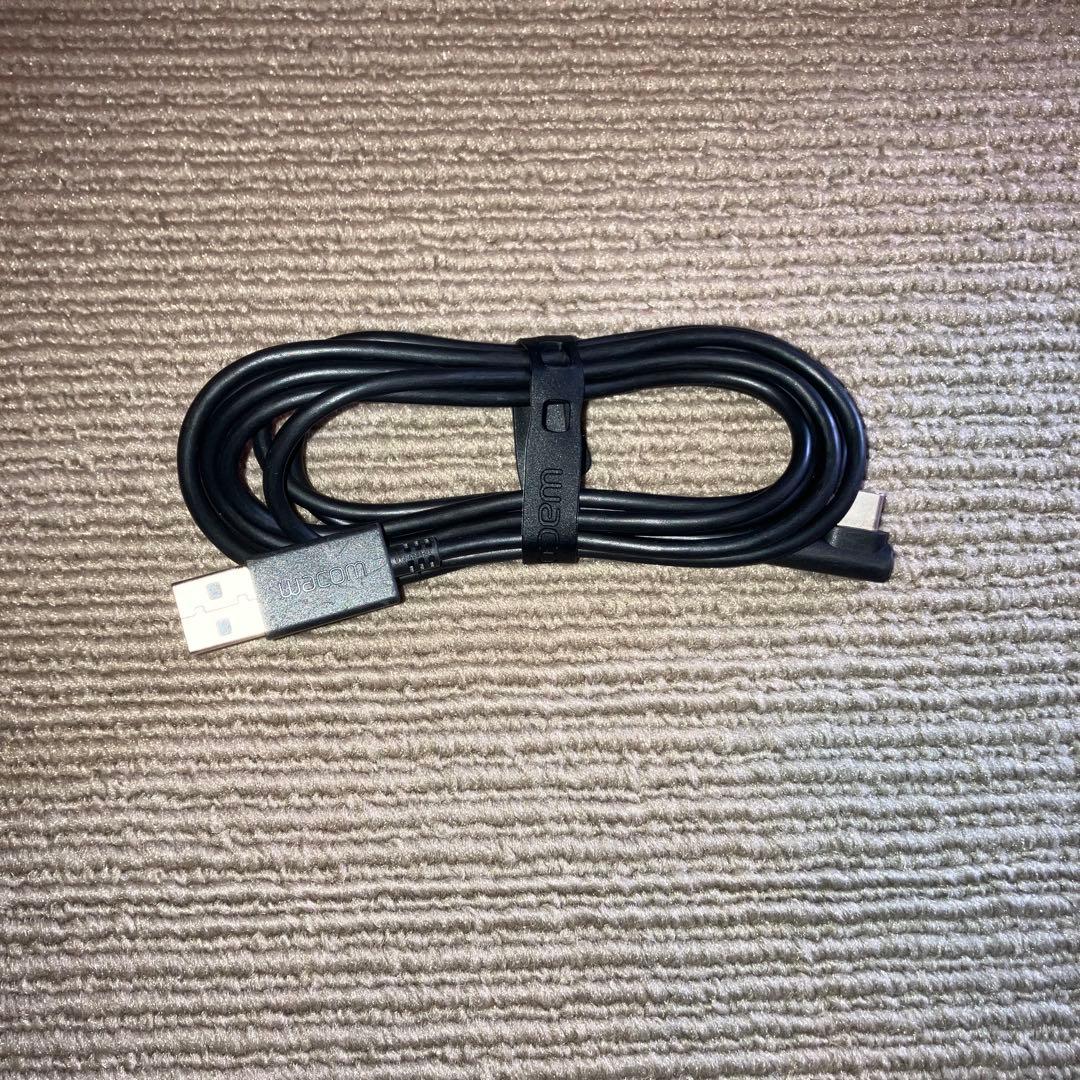 Wacom Intuos Pro M 板タブ　ワコム
