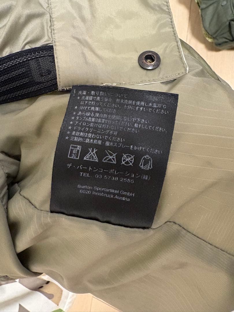 BURTON 迷彩 スノーボードウェア 上下セット L