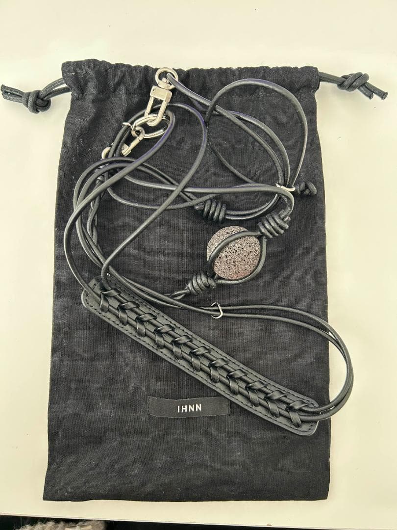 【美品】IHNN イン モバイルストラップ スマホショルダー 完売品