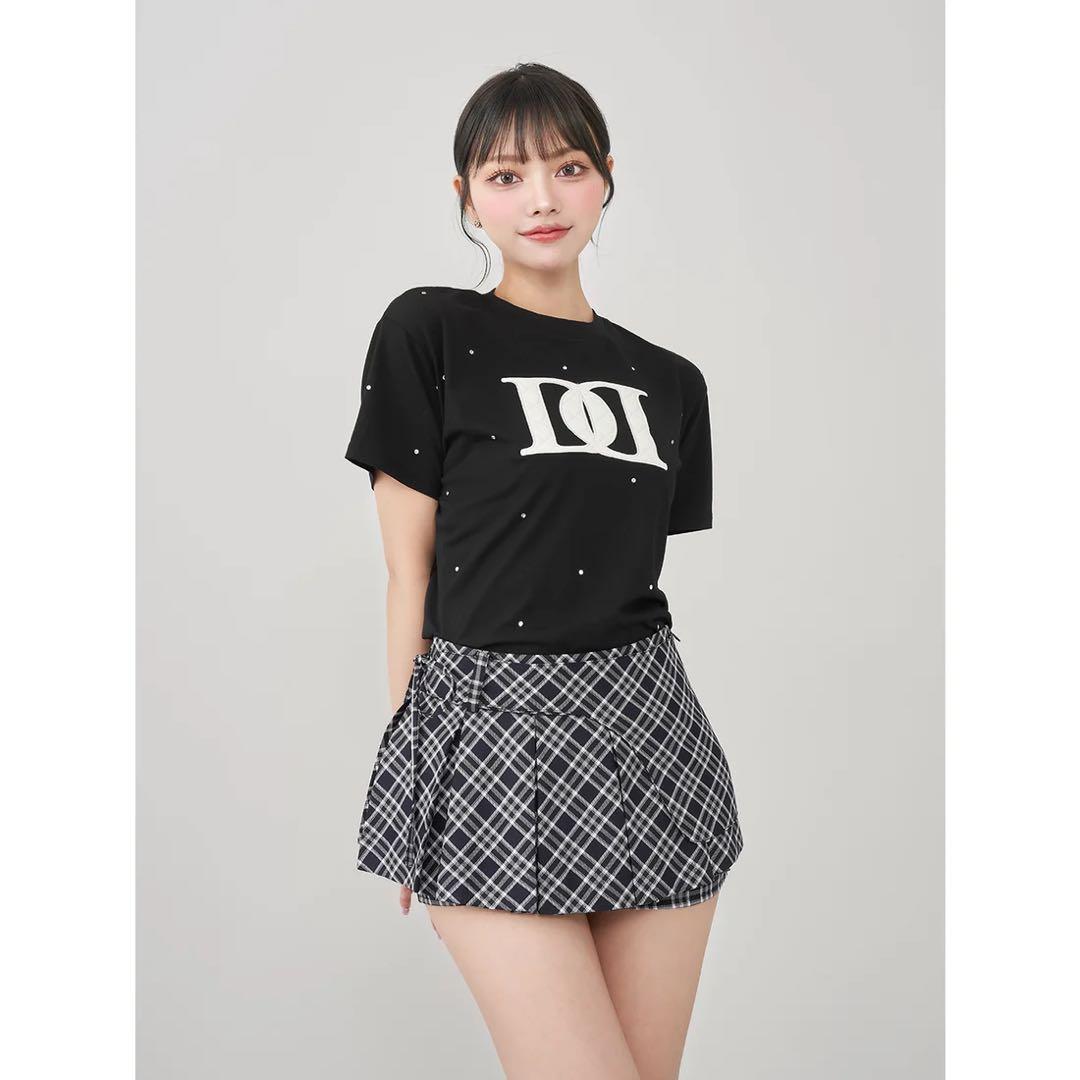 ダーリッチ 新品タグ付き ブラック キルティングアップリケビジューTシャツ F
