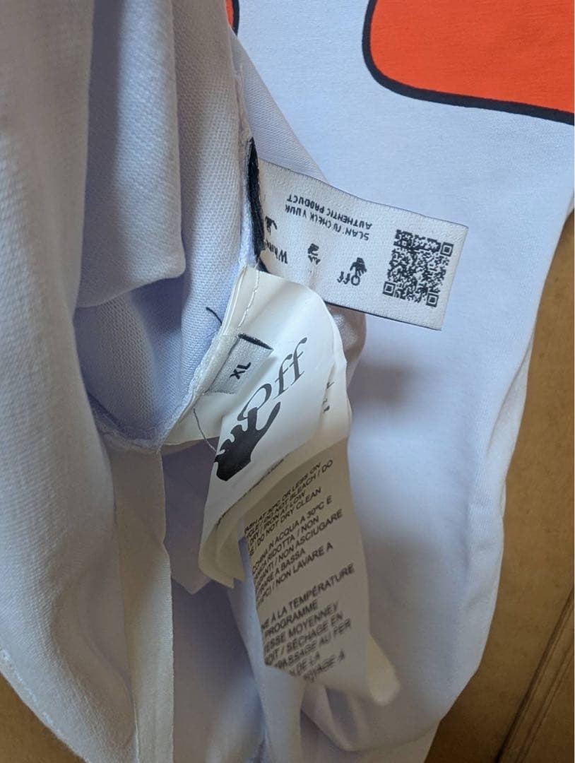 OFF-WHITE 水色 Tシャツ