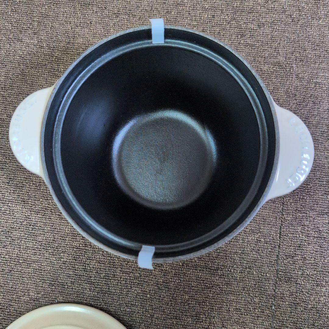 LE CREUSET ココットエブリィ18センチ鍋　人気カラーデューン