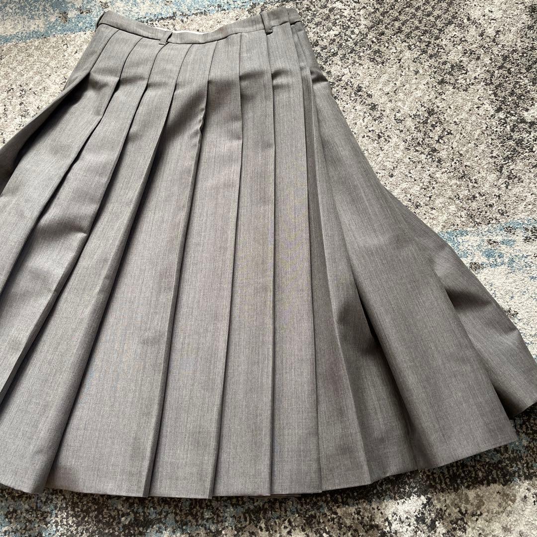 Prada 23-24AW プリーツスカート