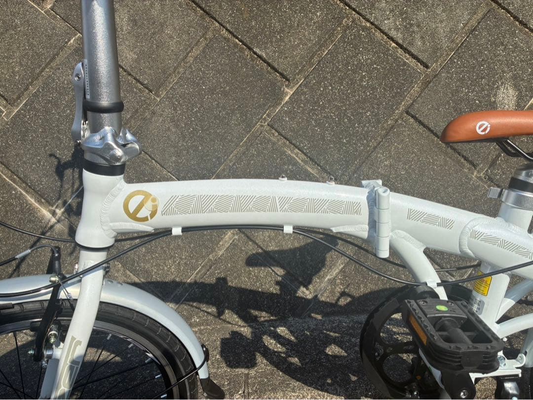 本日限定値引きです試乗のみ超軽量 折り畳み式自転車 EIZER LUFURE3