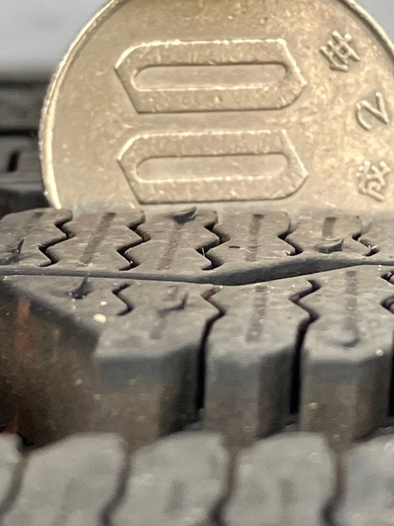 225/60R17 スタッドレス2022年35・36週製造4 本ホイールセット