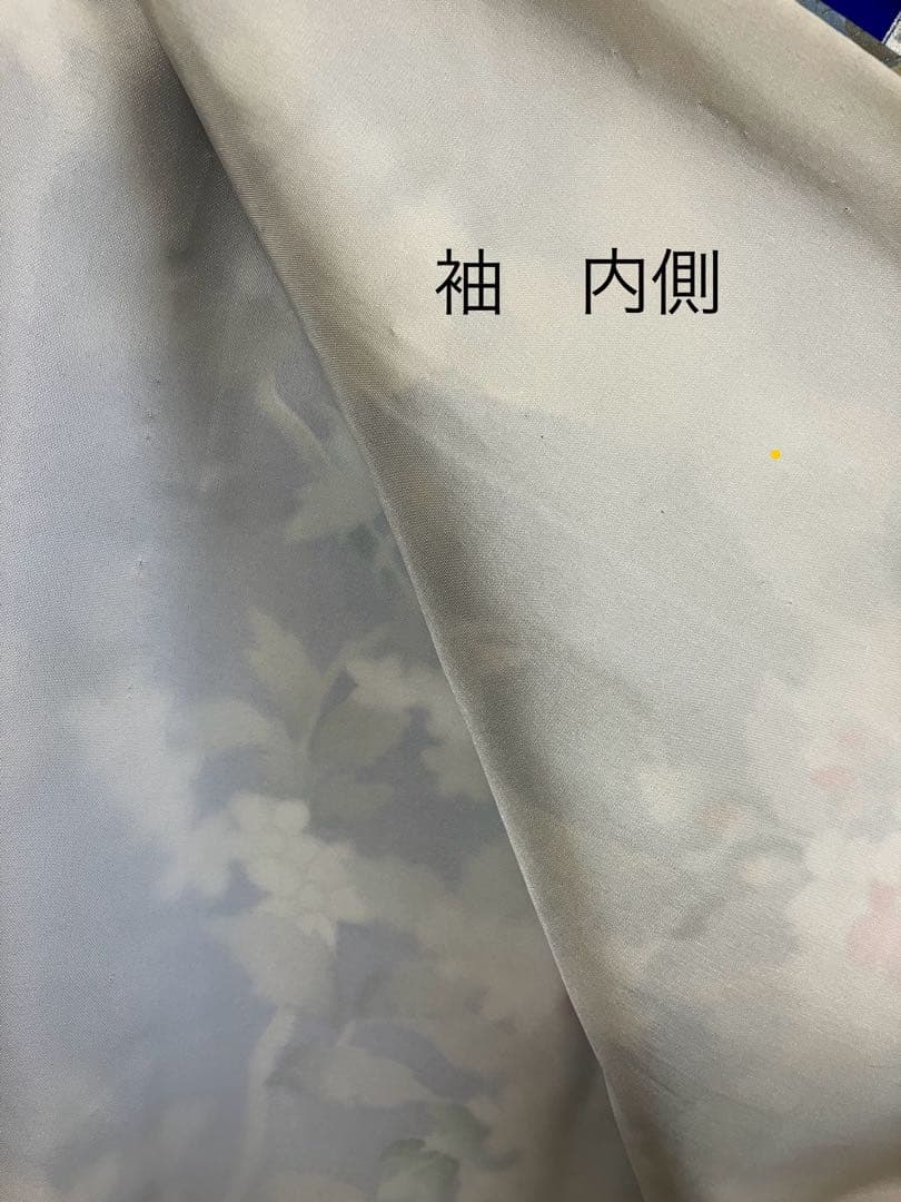 振袖　鮮やか濃青　成人式　着物　袷 紺　144〜159㌢銀　豪華華やか地紋　美品