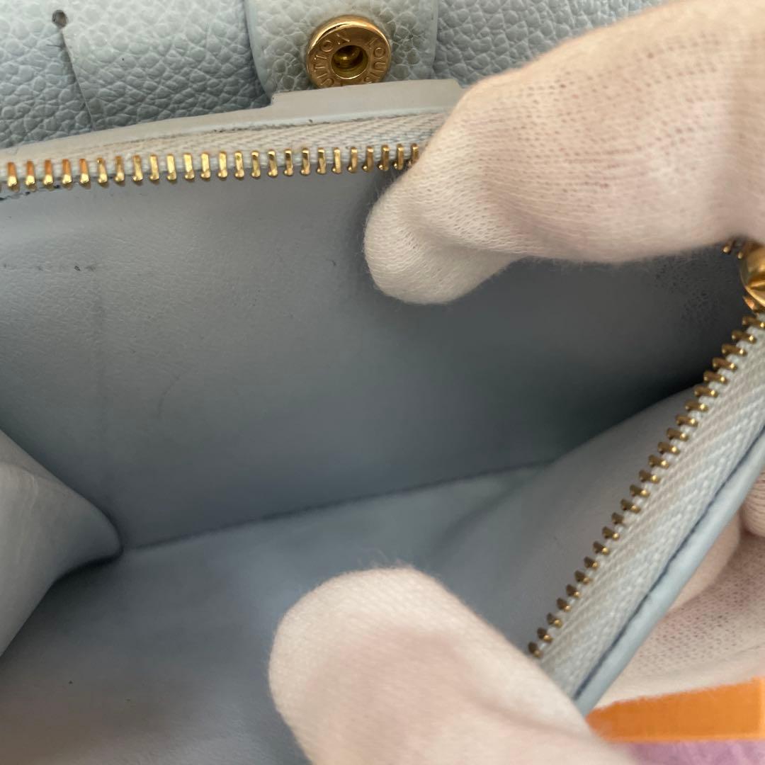【美品】LOUIS VUITTON ポルトフォィユ・リサ