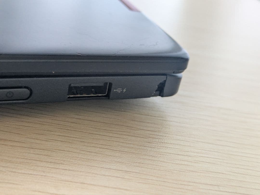 画面NG Dynabook V83/HS i5-1135G7 8GB