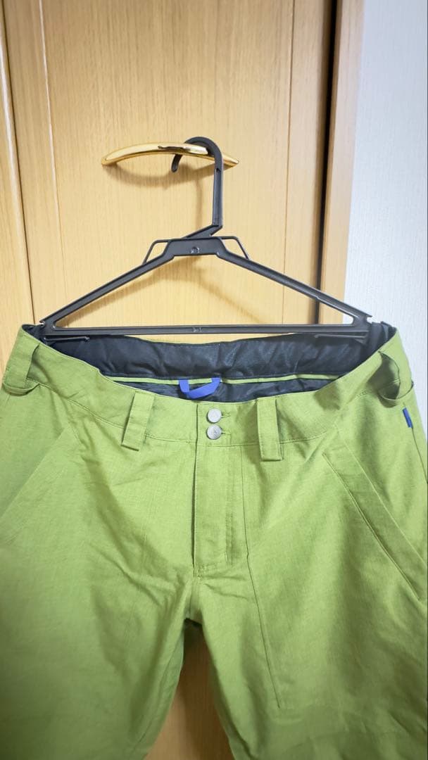 BURTON スノーボードパンツ　カーキ　サイズL 良品