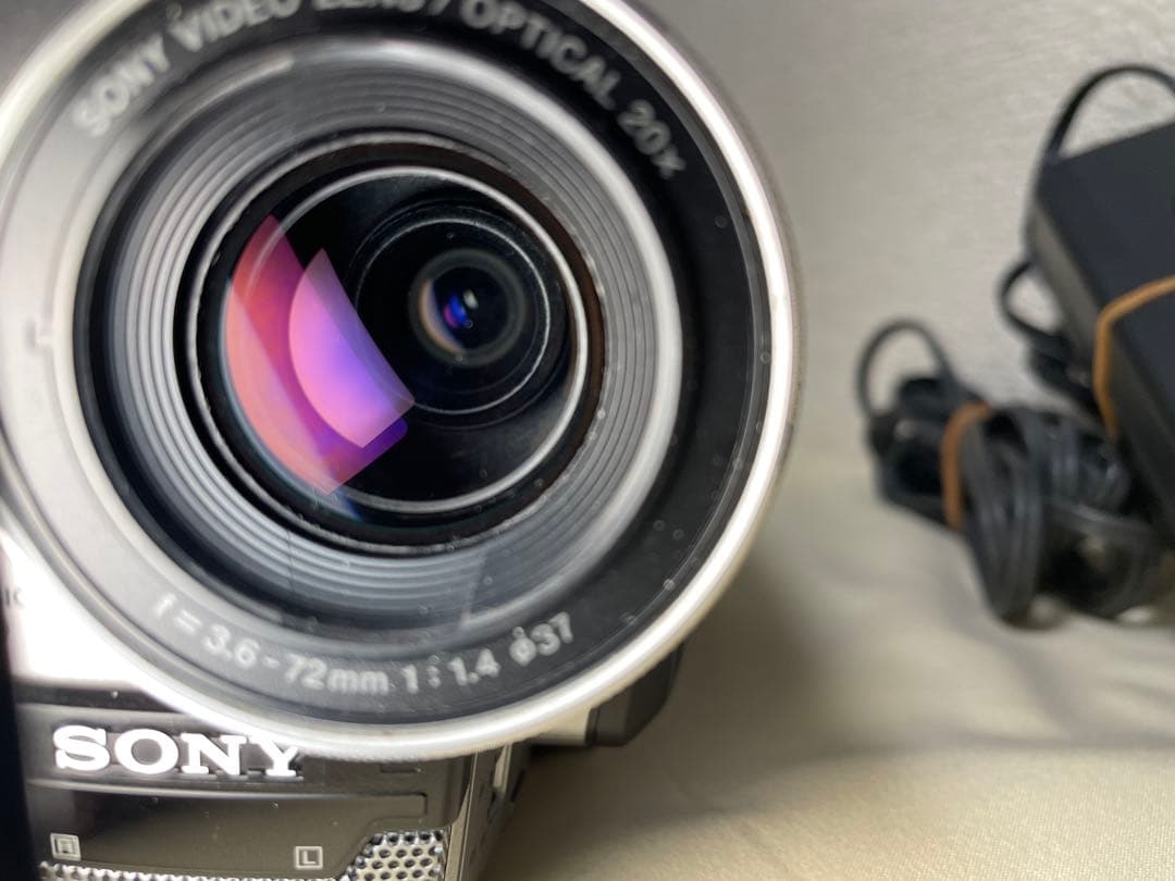 SONY ビデオカメラ 動作品　DCR-TRV310 Video8 Hi8 D8