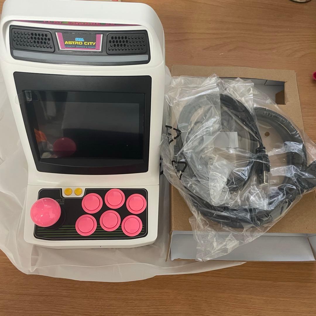 アストロシティmini本体 ピンク+コントローラー2個