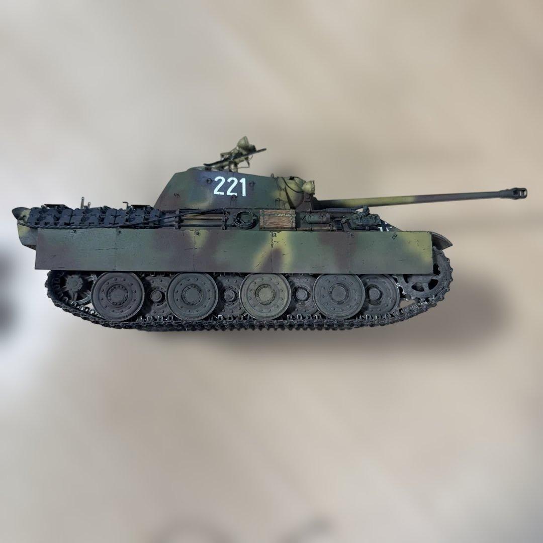 ドイツ戦車 パンサーG 初期型　プラモデル 完成品?