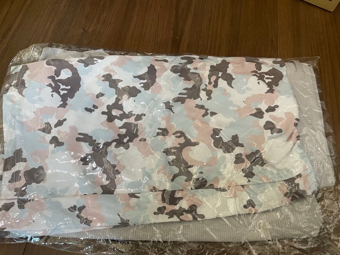 【SUKALA】新品　未使用　未開封　メンズカモフラージュプリントセットアップ