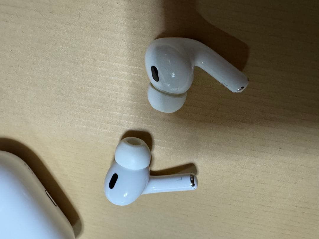 Apple AirPods pro2 ライトニング