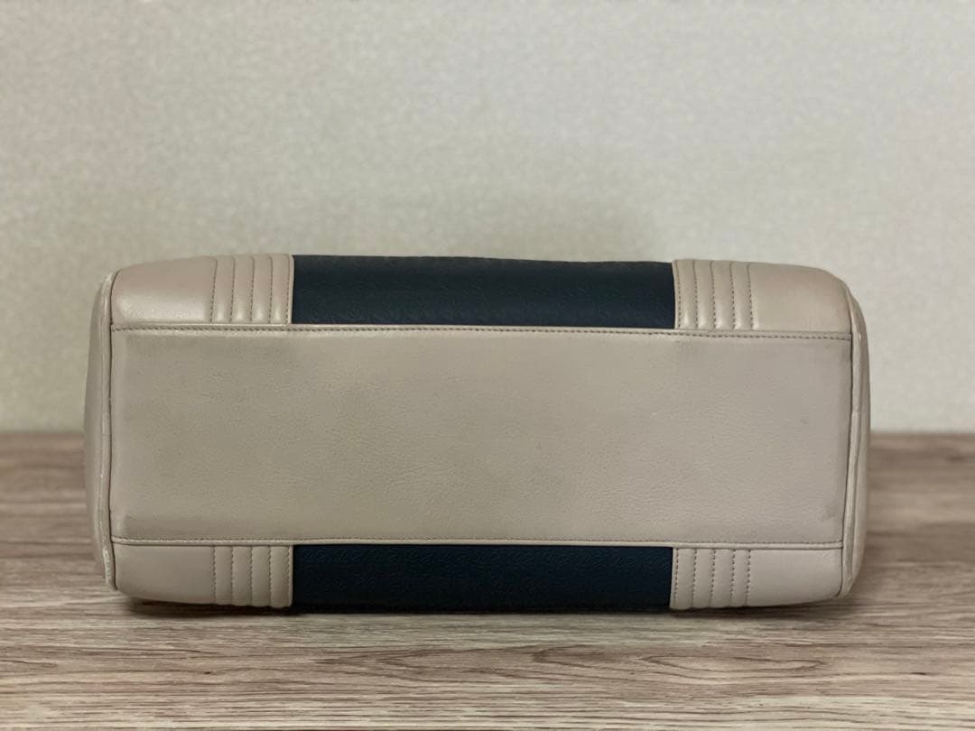 LOEWE ロエベ ボストンバッグ リピートアナグラム エンボス ユニセックス