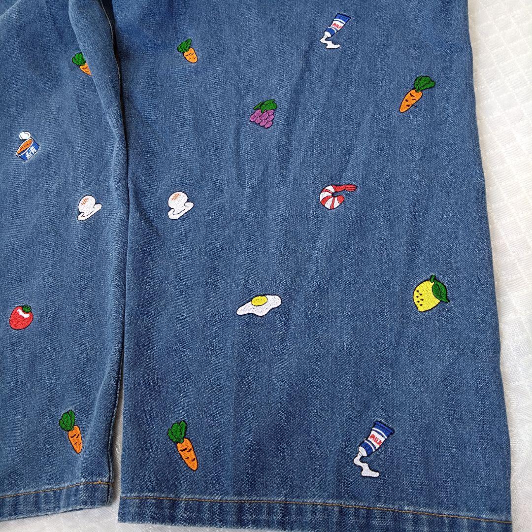 PUNYUS10th anniversary　刺繍デニム 特大ジーンズ　サイズ4