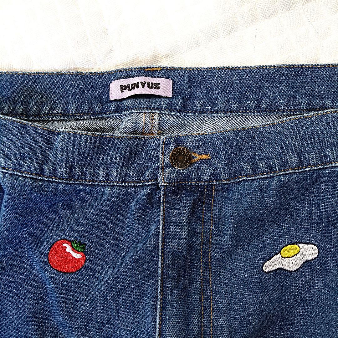 PUNYUS10th anniversary　刺繍デニム 特大ジーンズ　サイズ4
