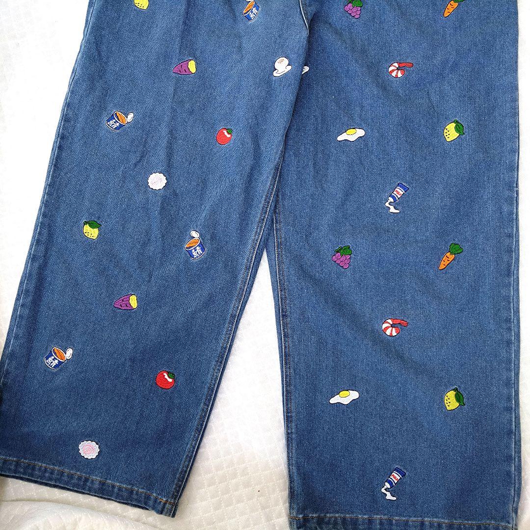 PUNYUS10th anniversary　刺繍デニム 特大ジーンズ　サイズ4