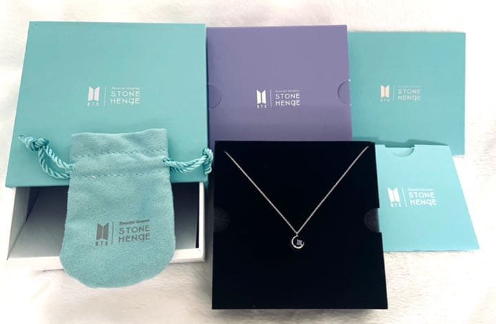 BTS × STONEHENgE テテ