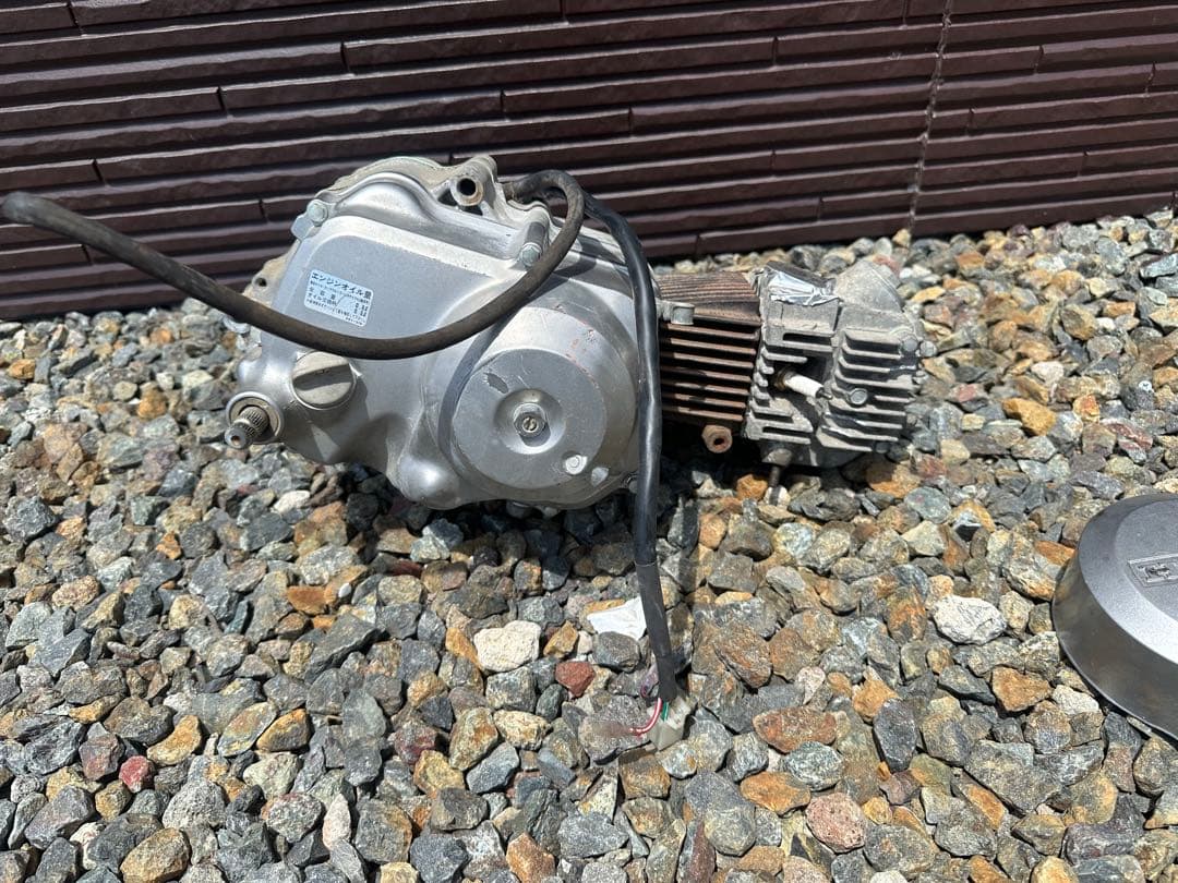 カブ　50cc 12v エンジン