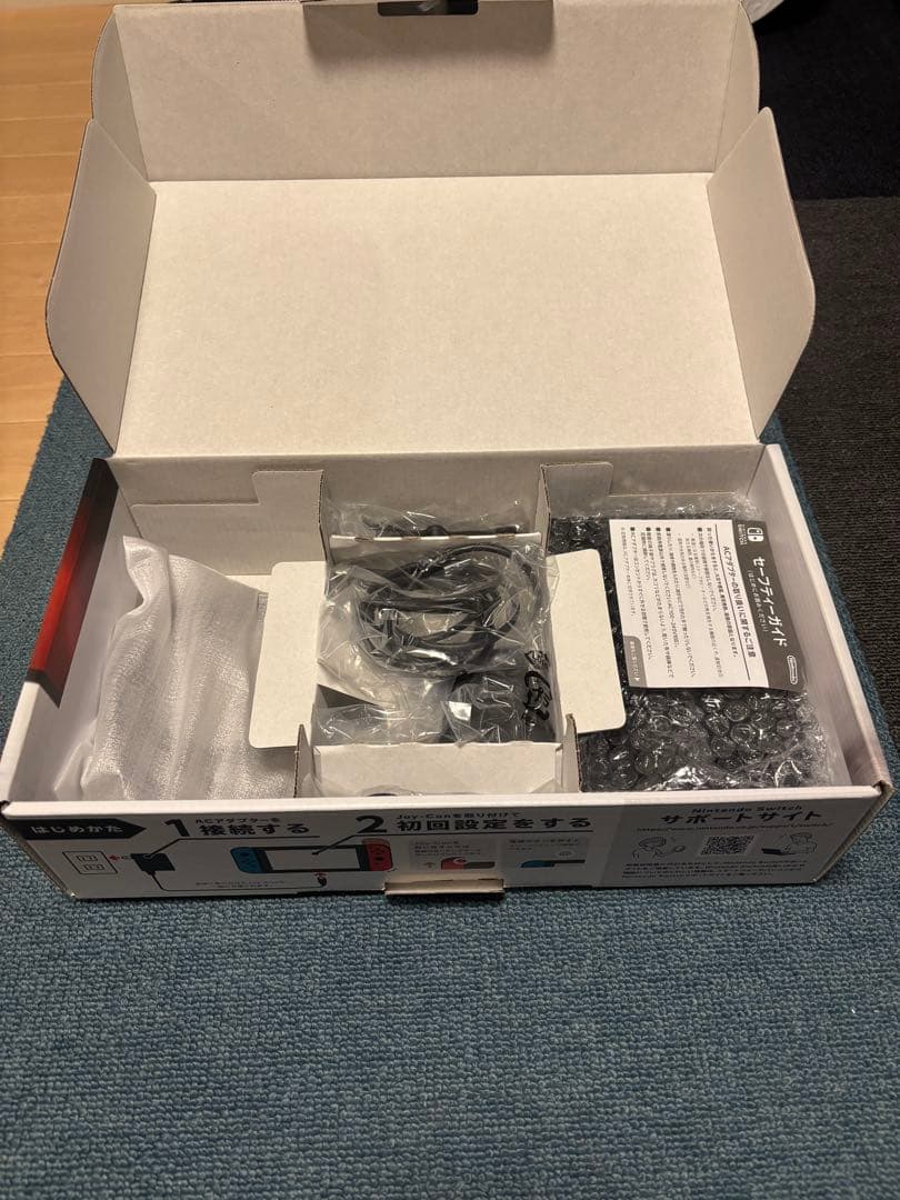 Nintendo Switch 64GB SDカード付き