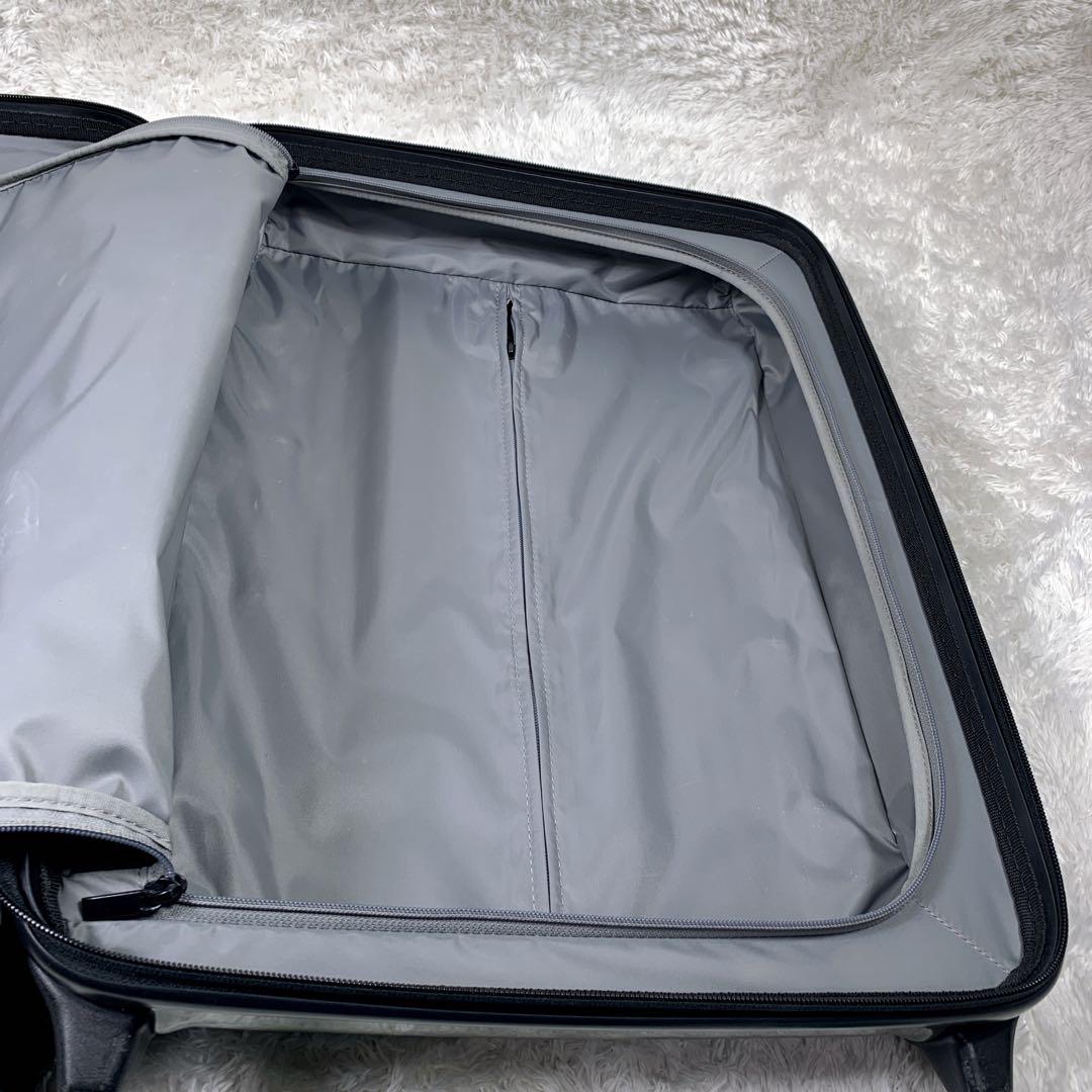 TUMI キャリーケース VAPOR廃盤品 TSAキー対応