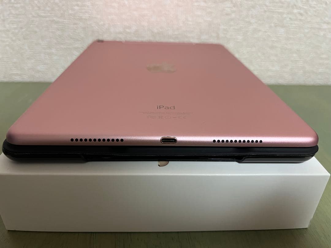 iPad Pro 9.7 Wi-Fi+Cellular 256GB SIMフリー