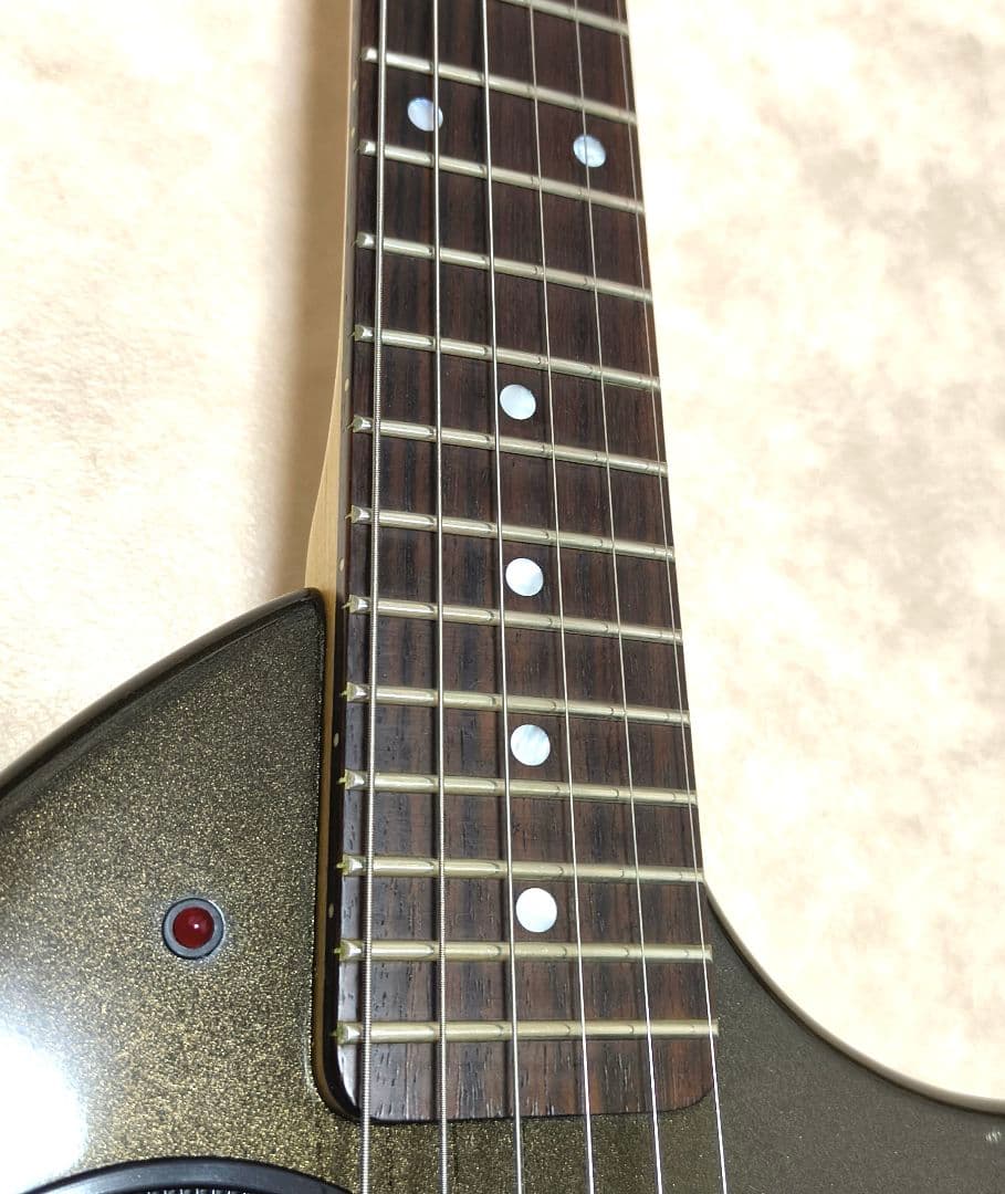 【美品】ZO-3 芸達者 MB アンプ内蔵ミニギター 専用ケース付