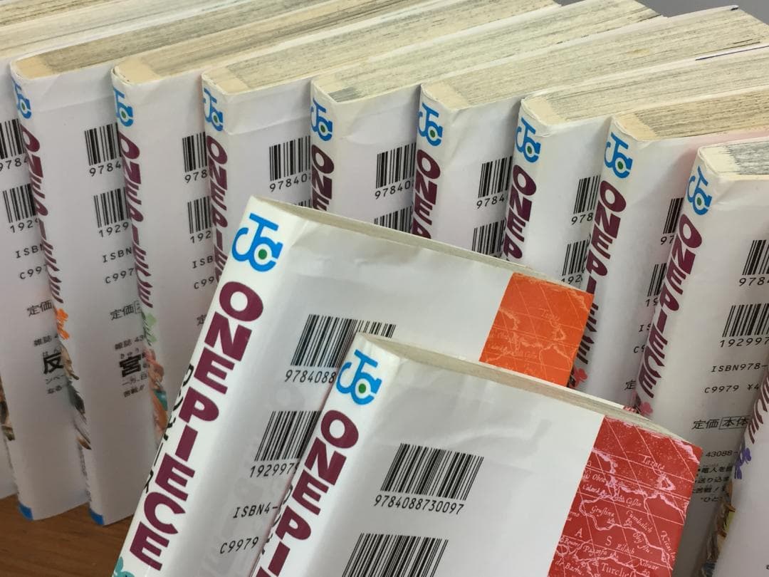 ワンピース　コミック　1-112巻　不揃い　97冊　&巻零等　計100冊セット