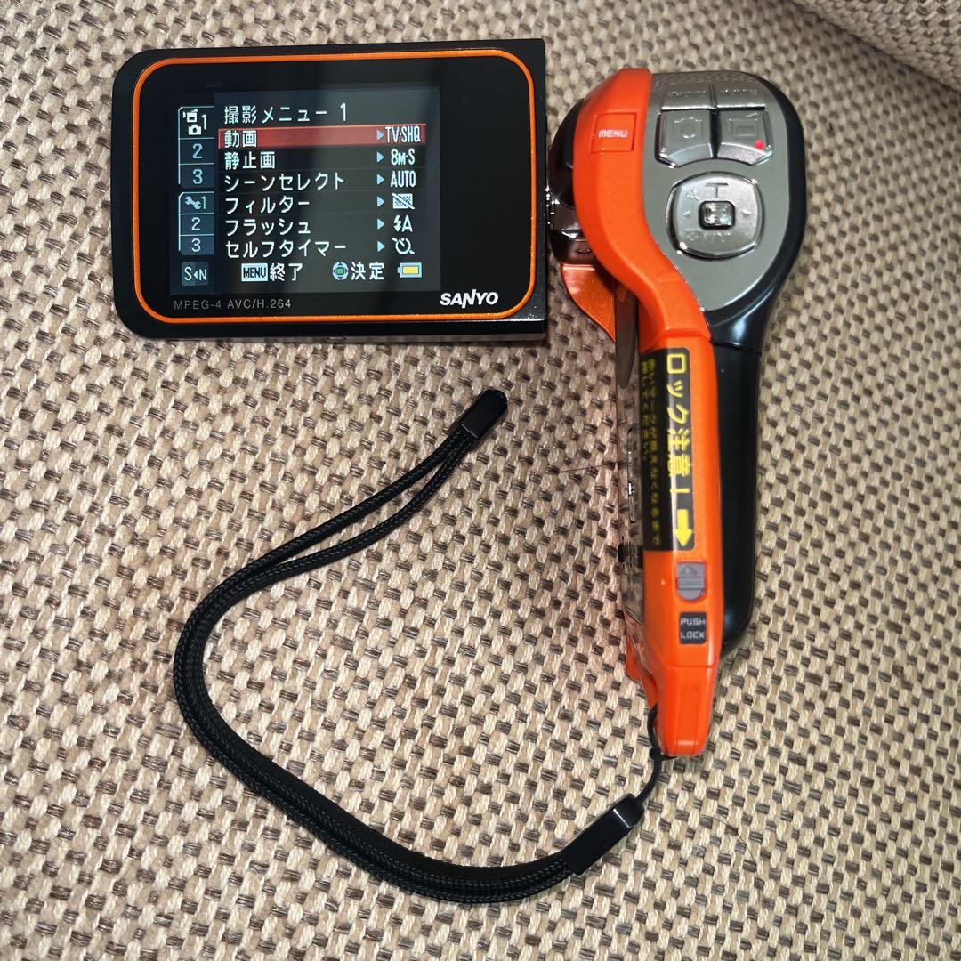 美品 SANYO Xacti DMX-CA8(K) 防水デジタルムービーカメラ