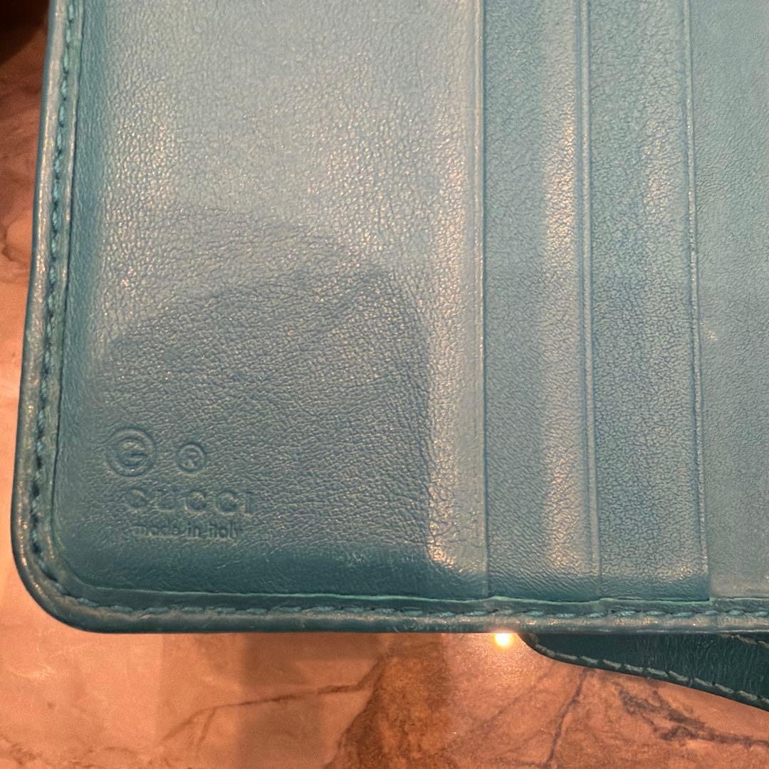 GUCCI二つ折り財布
