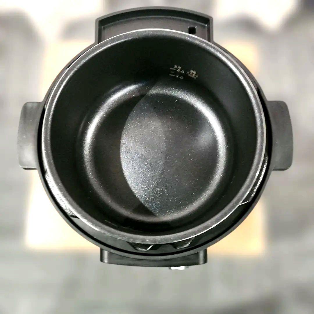 アイリスオーヤマ　使用一回！ 2025年製！4.0L KPC-MA4-B