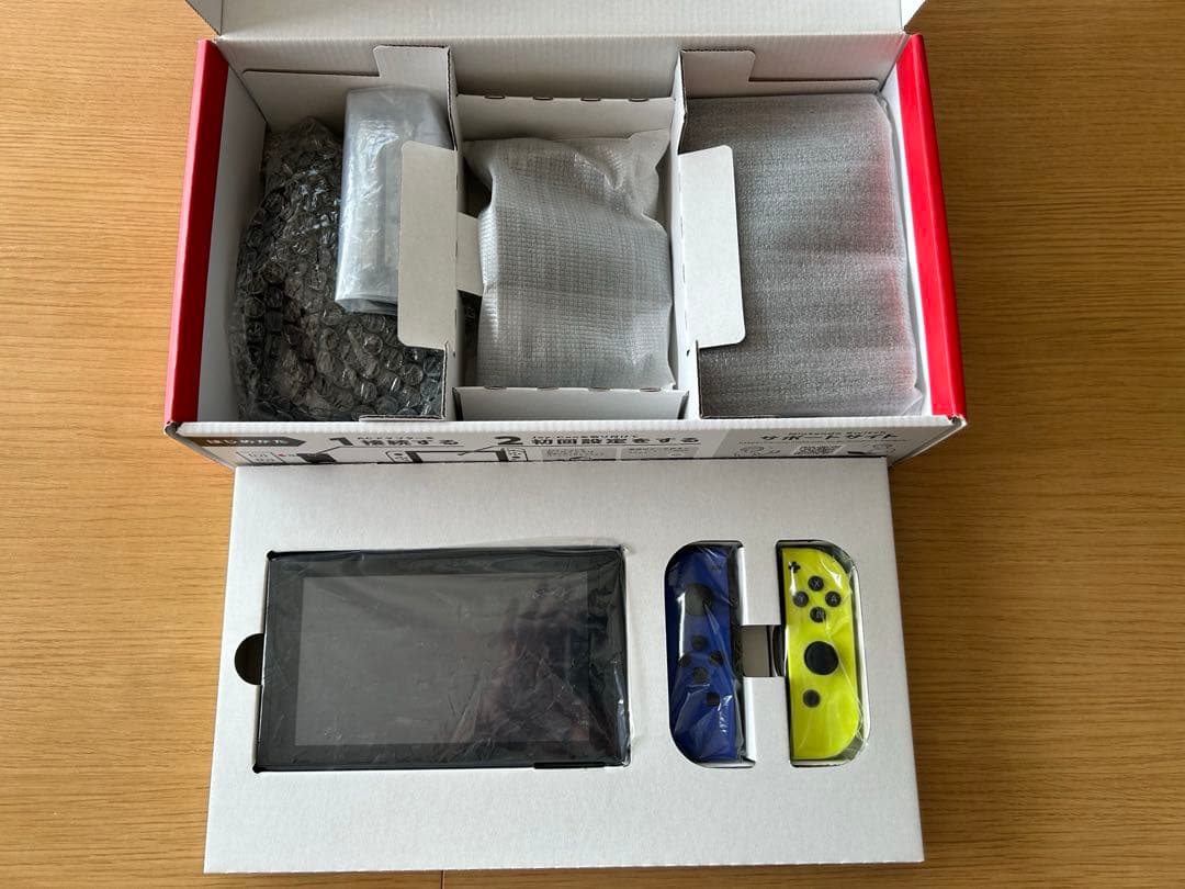 Nintendo Switch 本体 青/黄