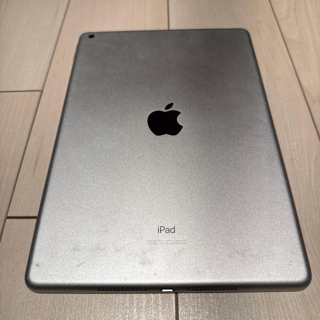 茶*呂様 【バッテリー80%】iPad 第8世代 Wi-Fi 32GB シルバー