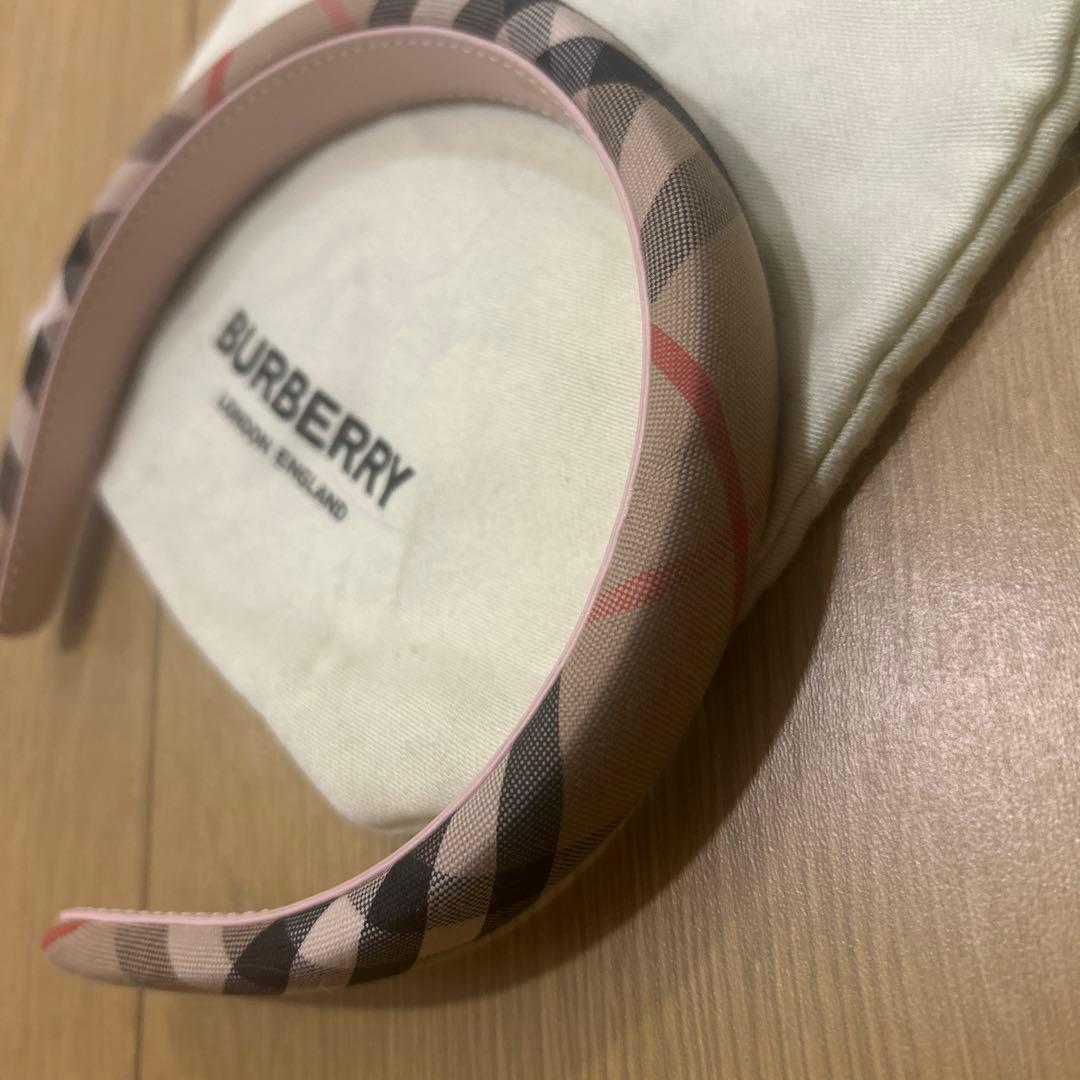 BURBERRY カチューシャ ヘアバンド チェック柄