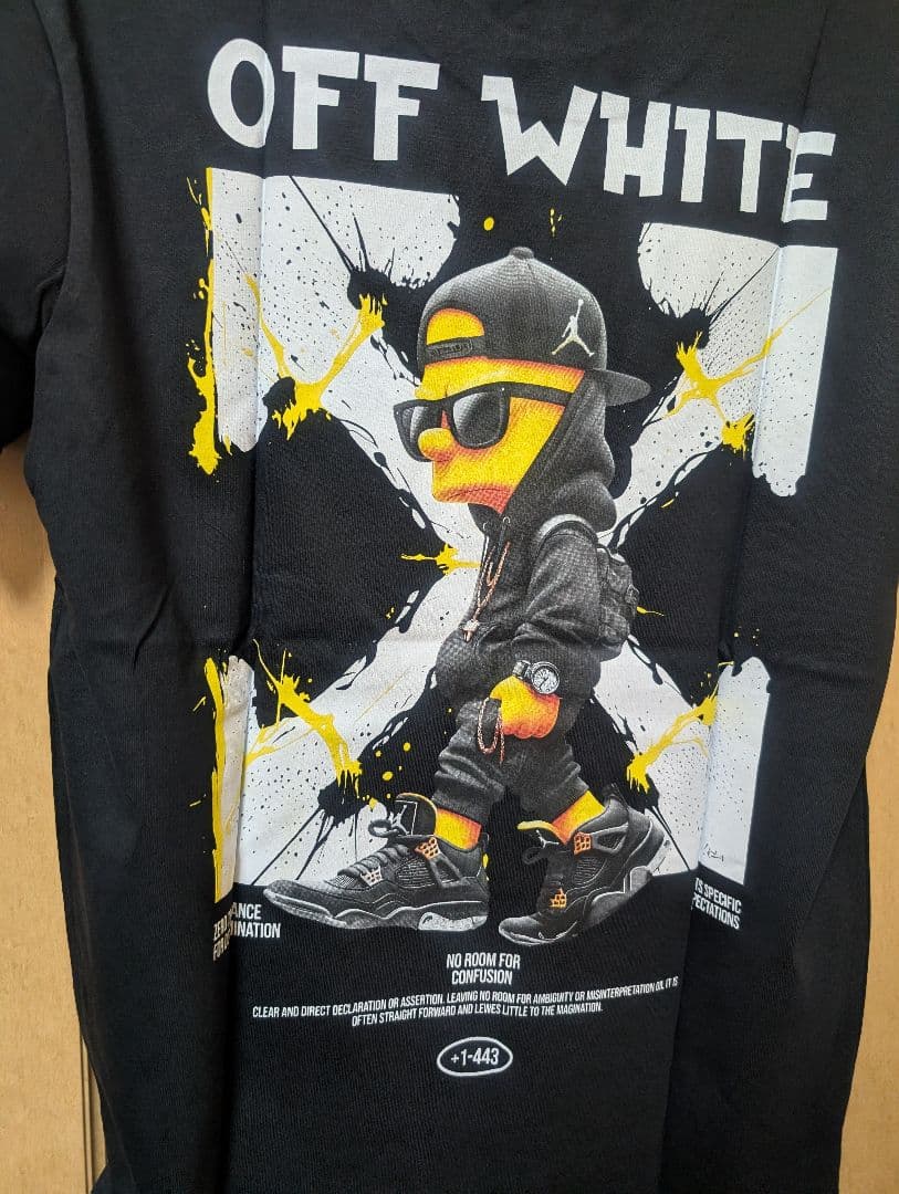 OFF WHITE キャラクターグラフィック Tシャツ
