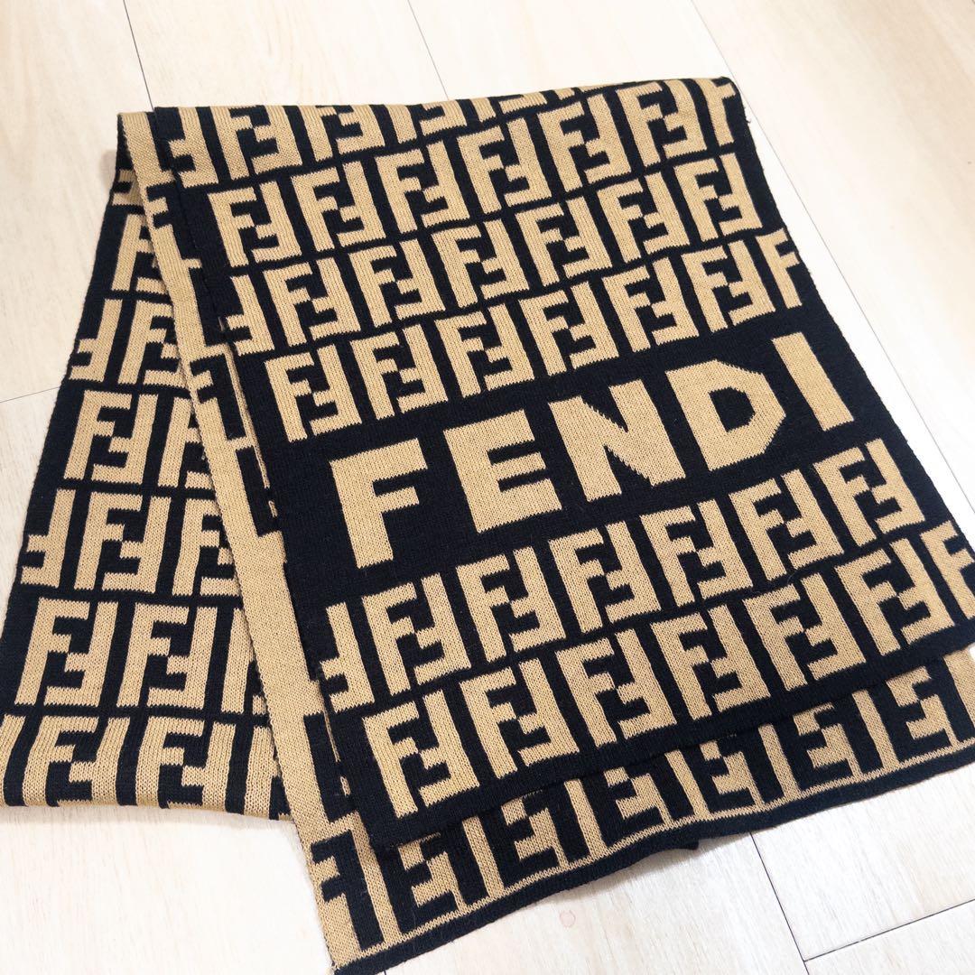 FENDI フェンディ ズッカ柄 マフラー