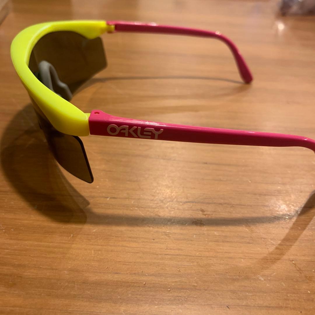 小物 OAKLEY razorblades made in usa
