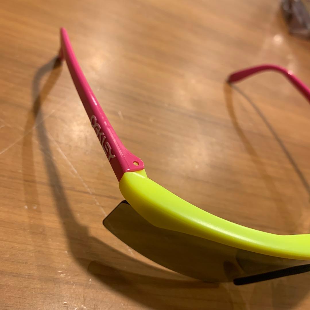 小物 OAKLEY razorblades made in usa